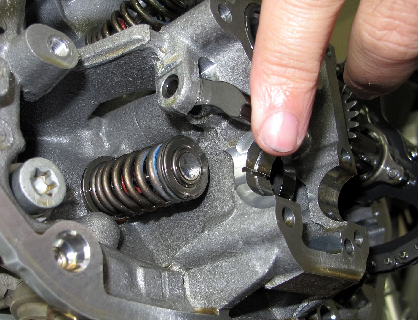 Valve Adjustment on new GSW BMW R1200GS Forum R1200 GS Forums